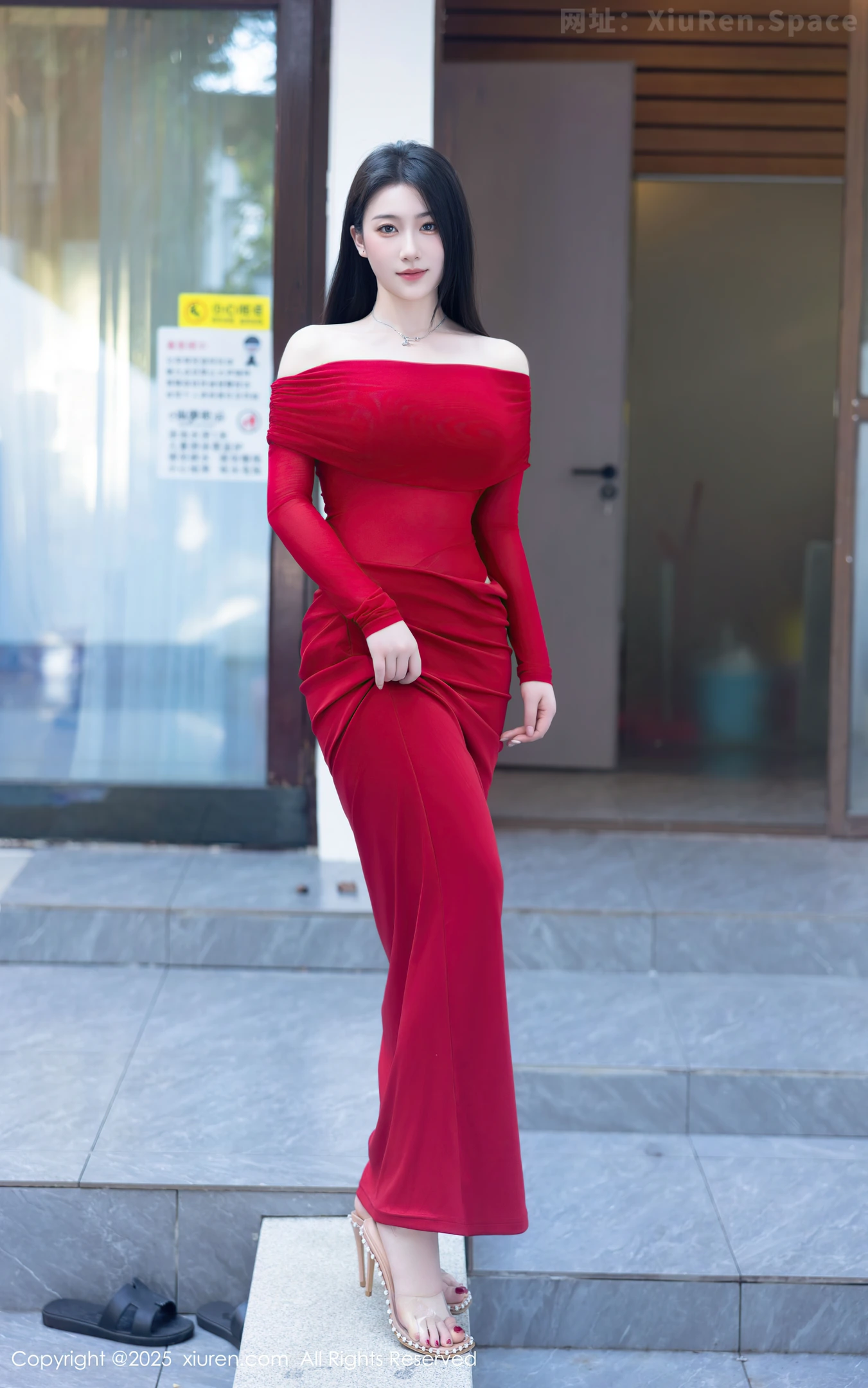 图片[2]-[XiuRen秀人网] VOL.9934 新人模特林昔予yorki泳池性感红色连衣裙秀凹凸身材迷人诱惑写真87P-秀人网官方网站